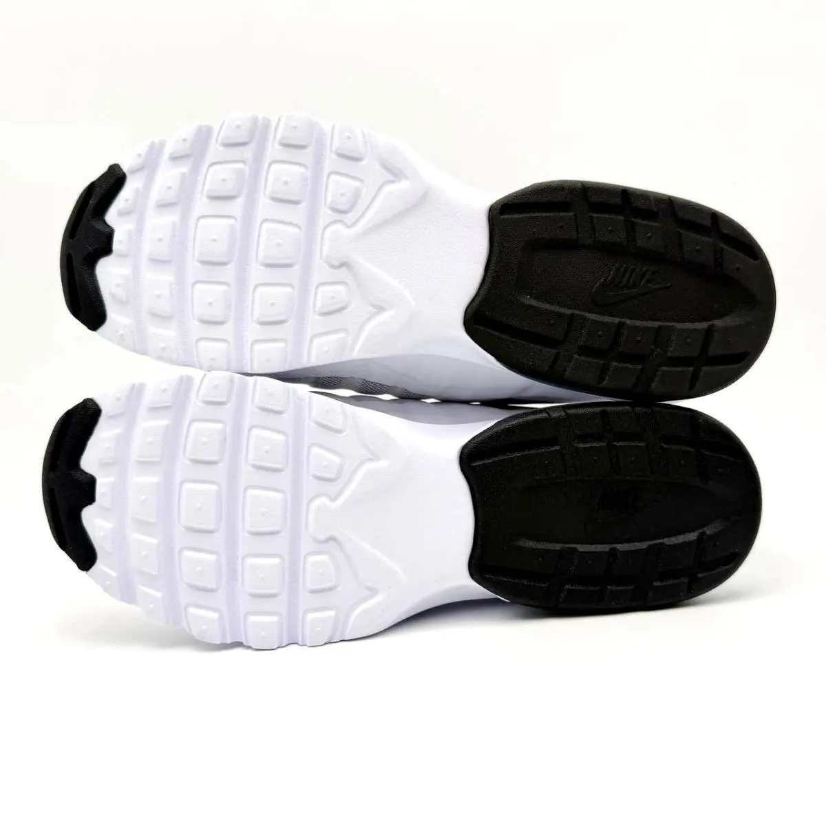 Nike shoes - Nike Air Max Invigor - Air Max Invigor - 749866-101 - White (UPC: 198727468408) 3