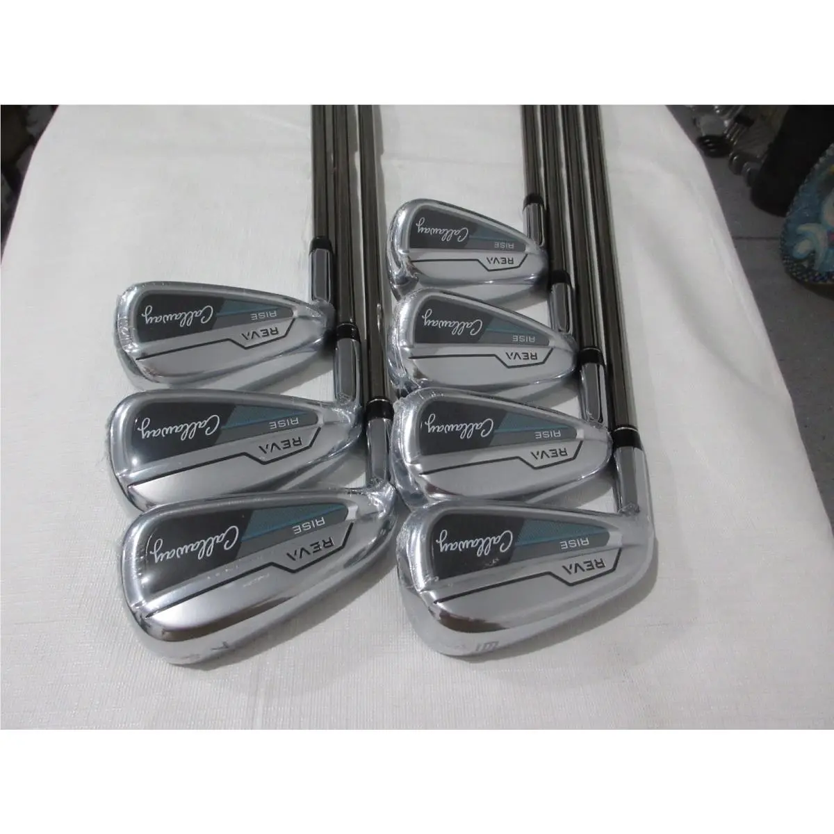 Left-handed Callaway Reva Rise Iron Set - 6-PW AW SW - Ladies Graphite