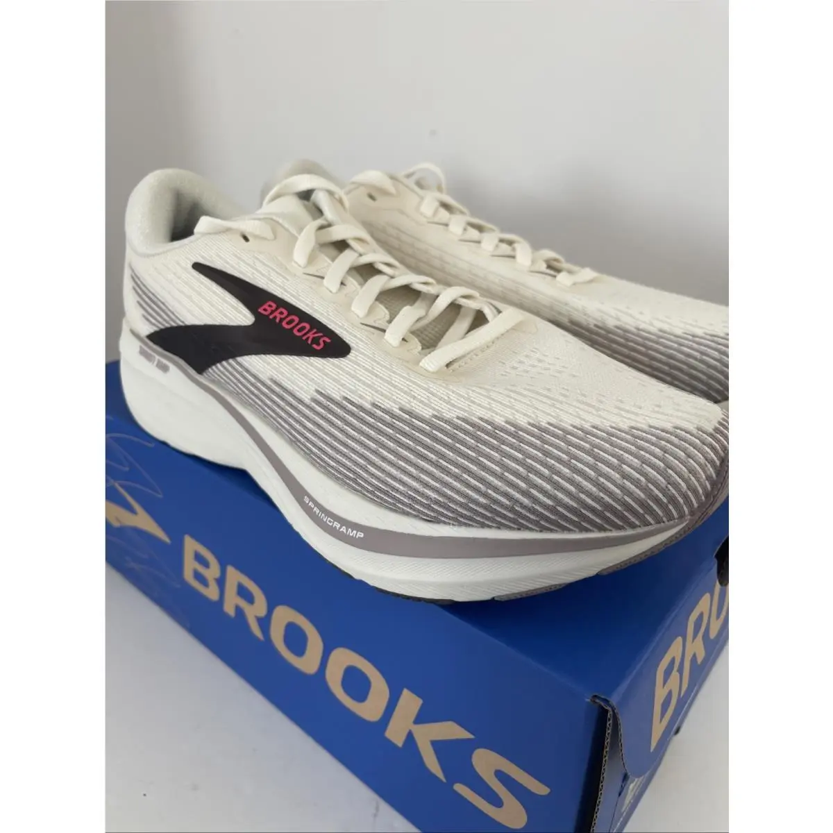 Brooks shoes - Brooks Ghost Amp 9.5 B - 1204861B218 - Artic Wolf/Dove/Pink 5