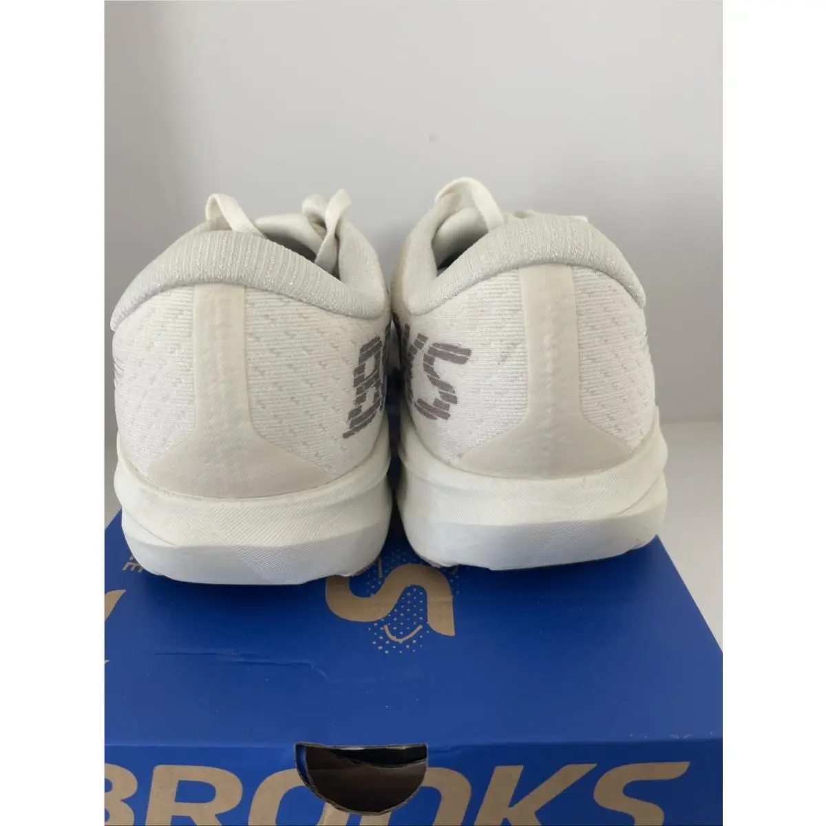 Brooks shoes - Brooks Ghost Amp 9.5 B - 1204861B218 - Artic Wolf/Dove/Pink 1