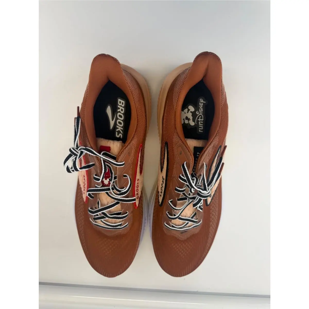 Brooks shoes - Beige 1