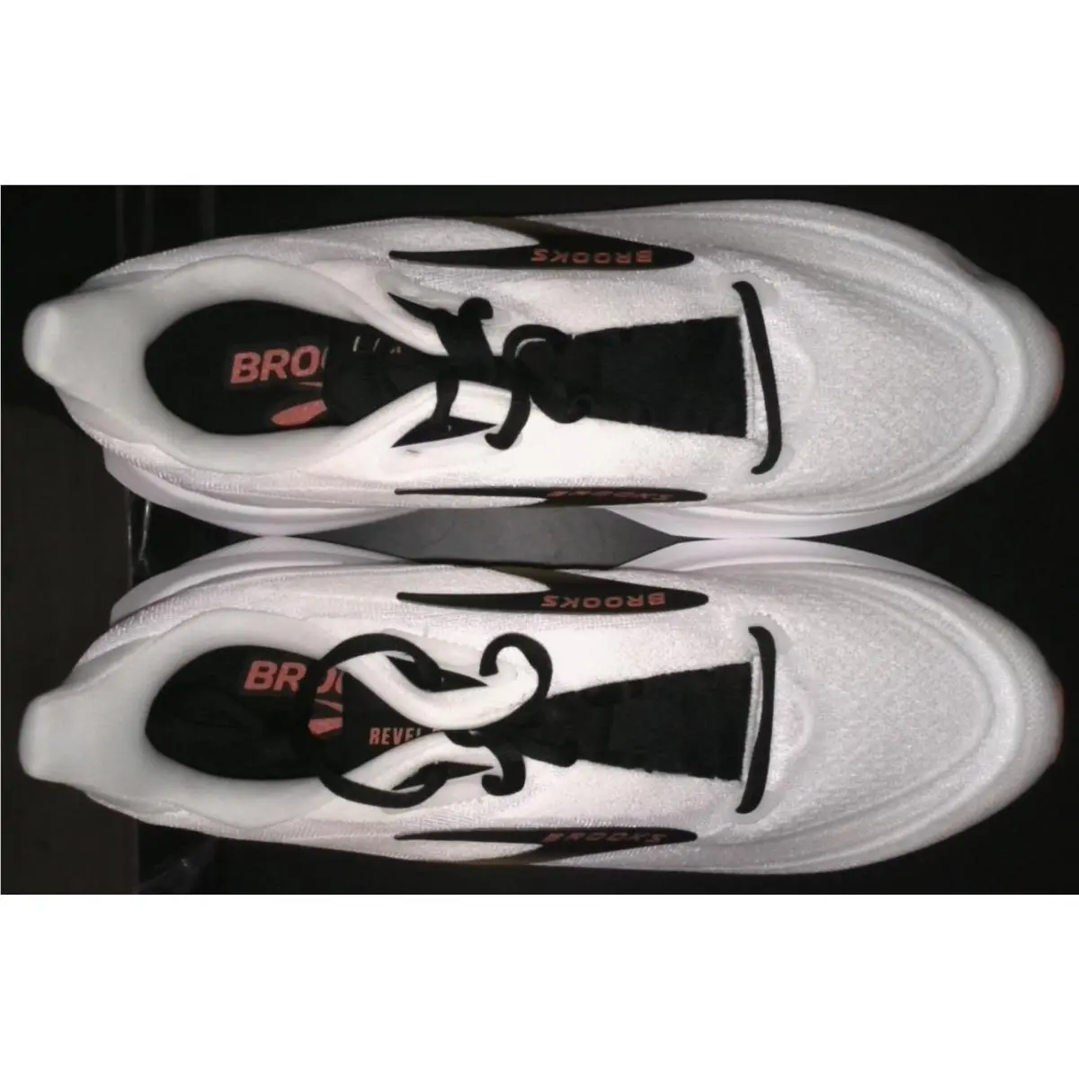 Brooks shoes - Brooks Revel - Revel - White 1