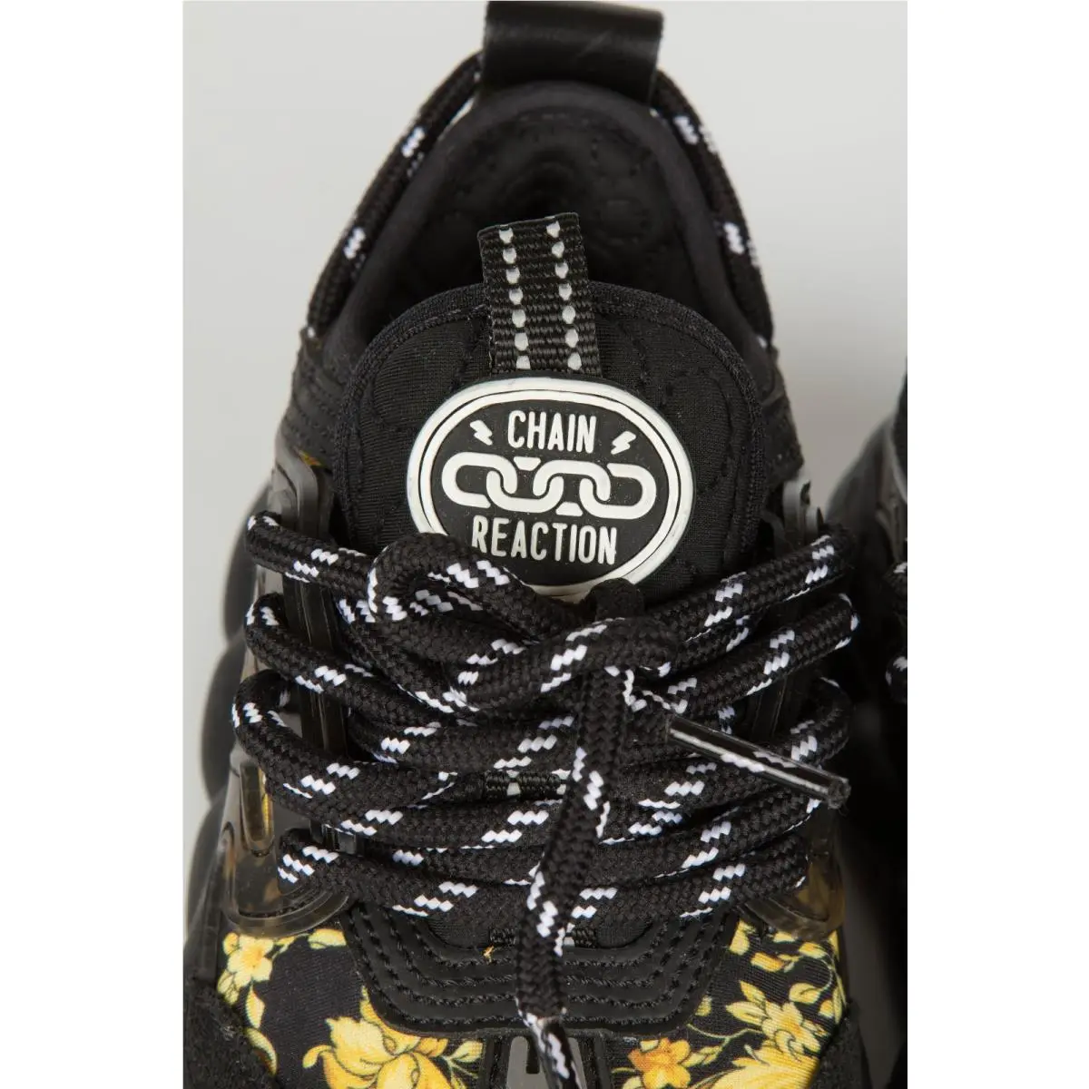 Versace shoes - Versace Chain Reaction Barocco - Chain Reaction Barocco - Black / Gold 6
