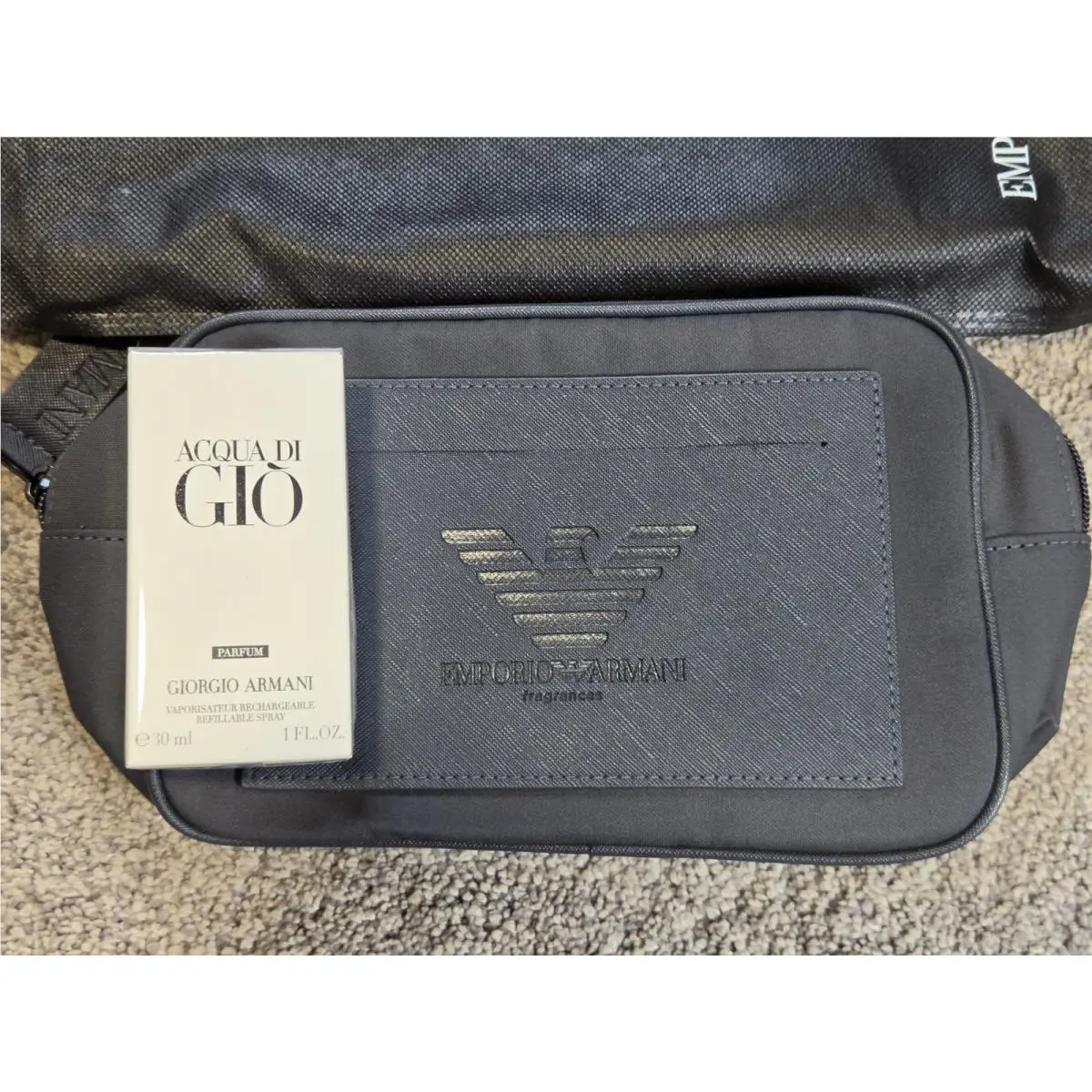 Giorgio Armani Acqua di Giò Parfum 1 Fl. Oz. / 30 ml with Travel Bag
