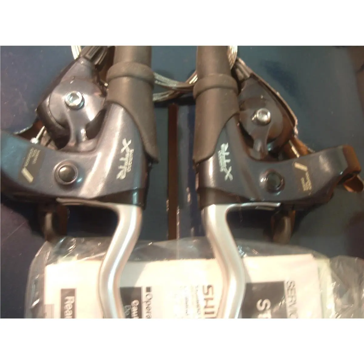 Shimano  - XTR M900 - XTR - ST-M900 - Black 0