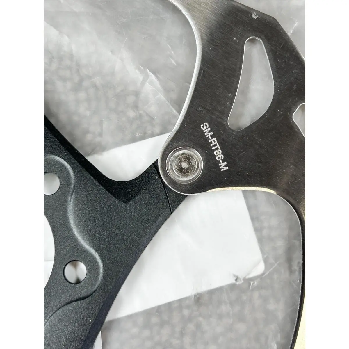 Shimano  - SM-RT86-M 6 - Silver 3