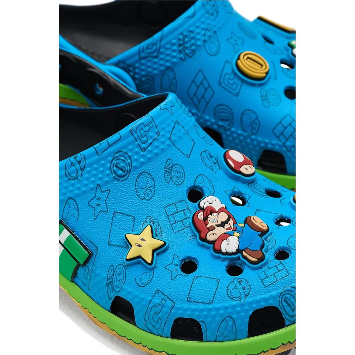 Crocs shoes - Super Mario 11