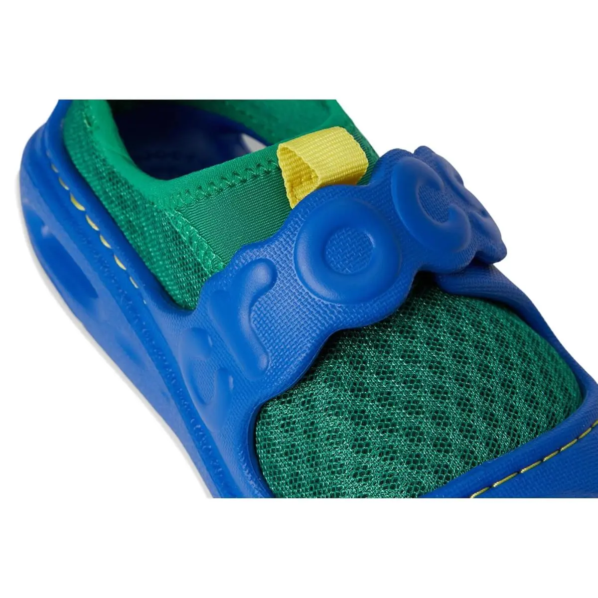 Crocs shoes - Dragon Fruit 18