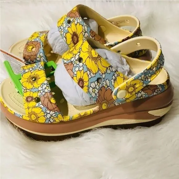 Crocs shoes - Yellow 7