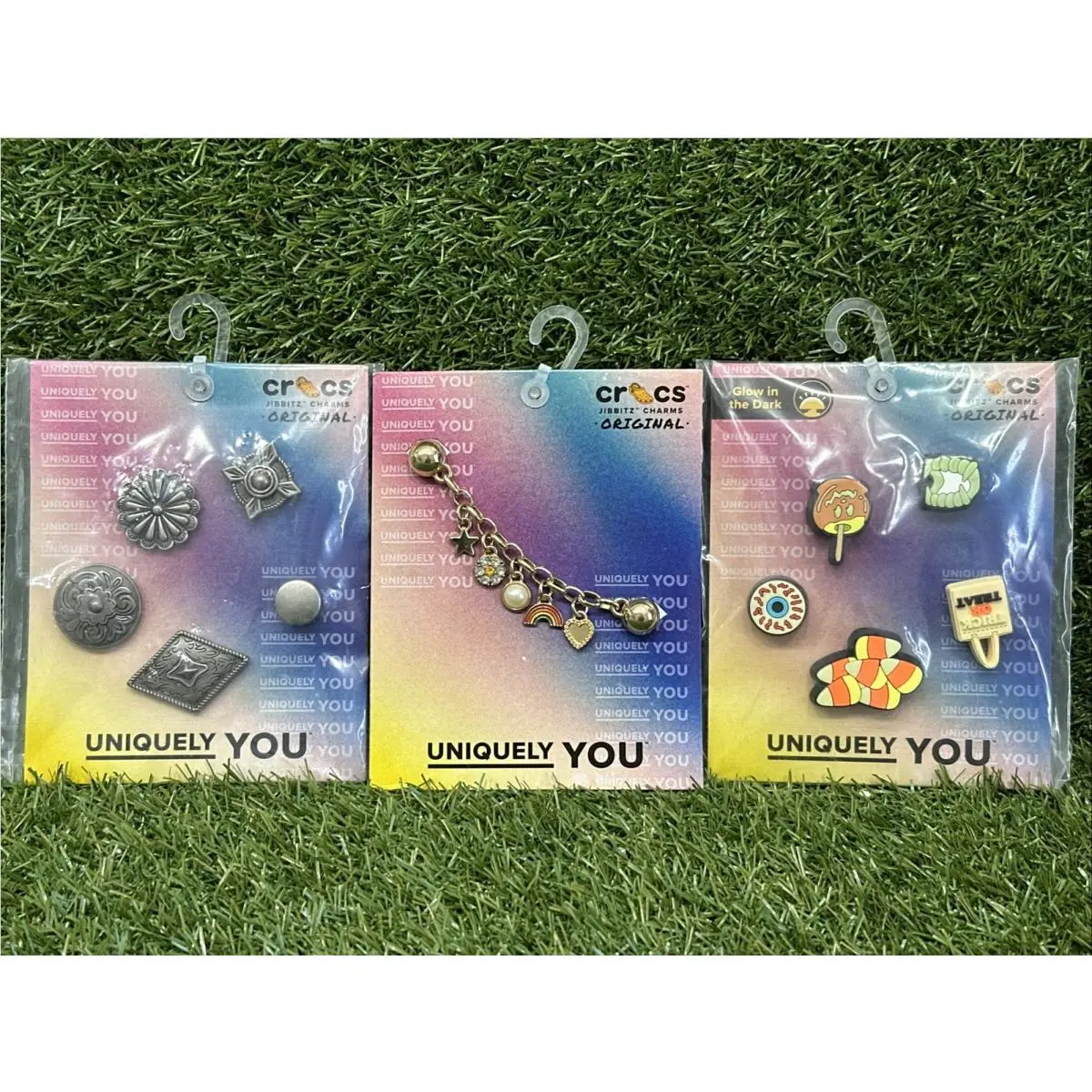 Crocs Pins Uniquely You Lot Of 3 Jibbitz Charms