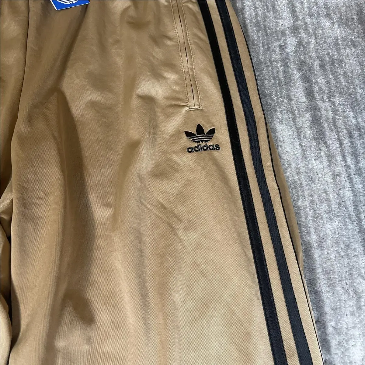 Adidas clothing - Beige 8