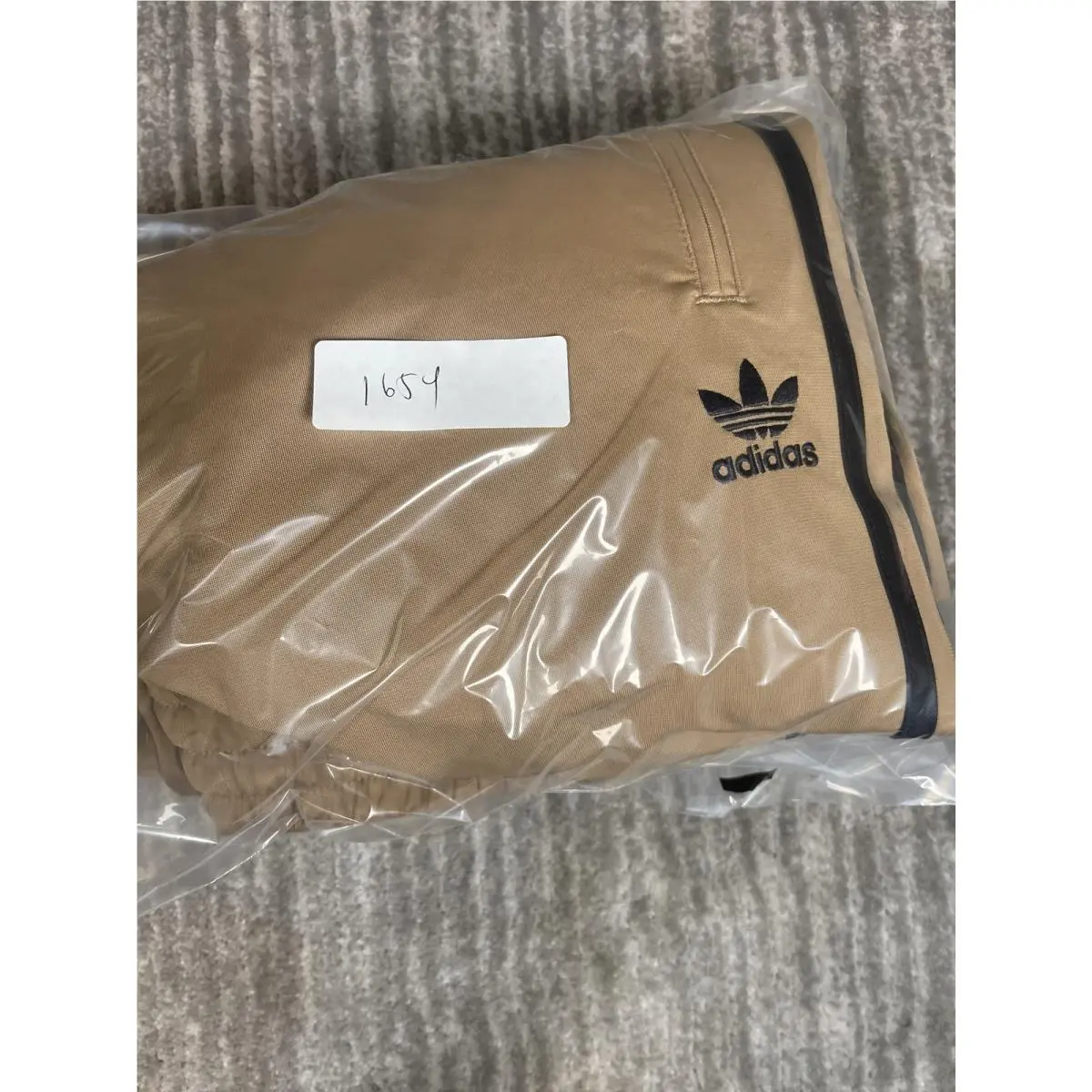 Adidas clothing - Beige 22