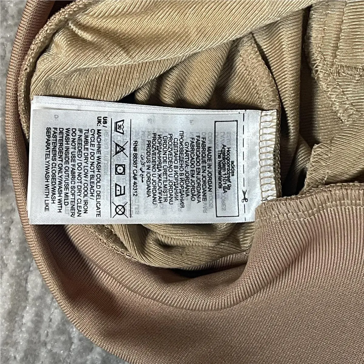 Adidas clothing - Beige 6