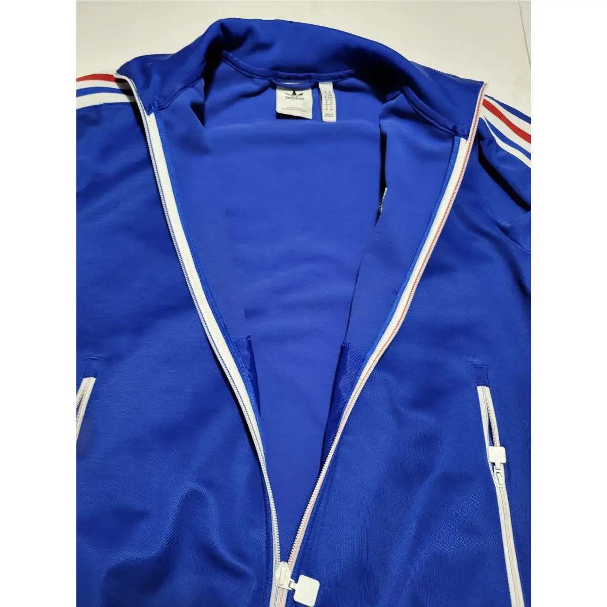 Adidas clothing - Victory Blue / Bold Green / White 5