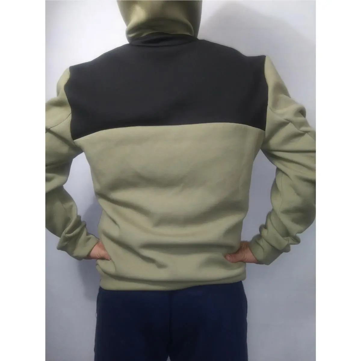Adidas clothing - light olive 3