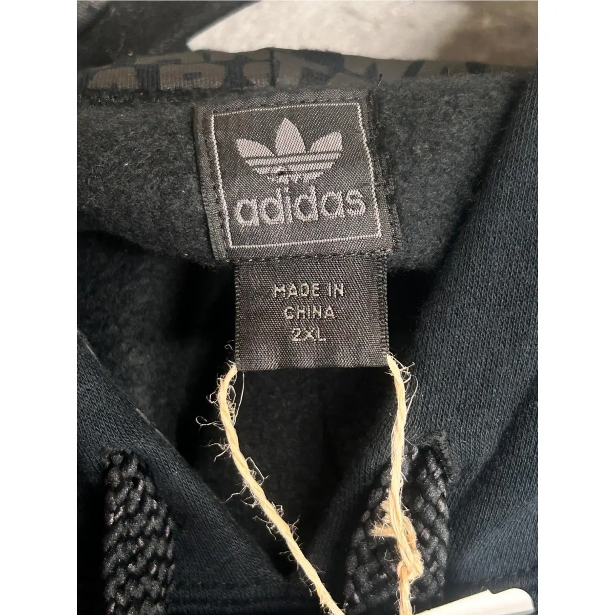 Adidas clothing - Black 5