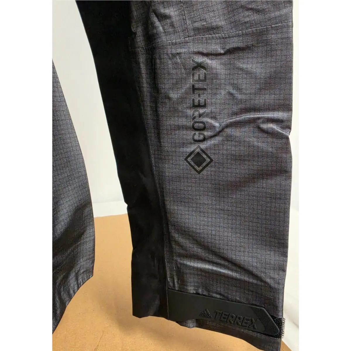Adidas clothing - HF8853 - HF8853 - Black 3