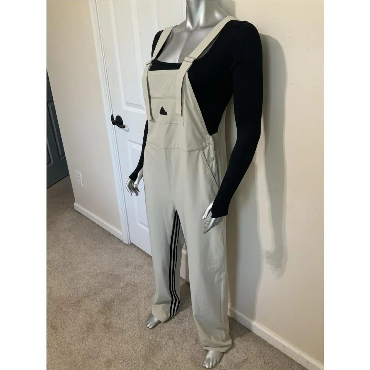 Adidas clothing - Beige 2