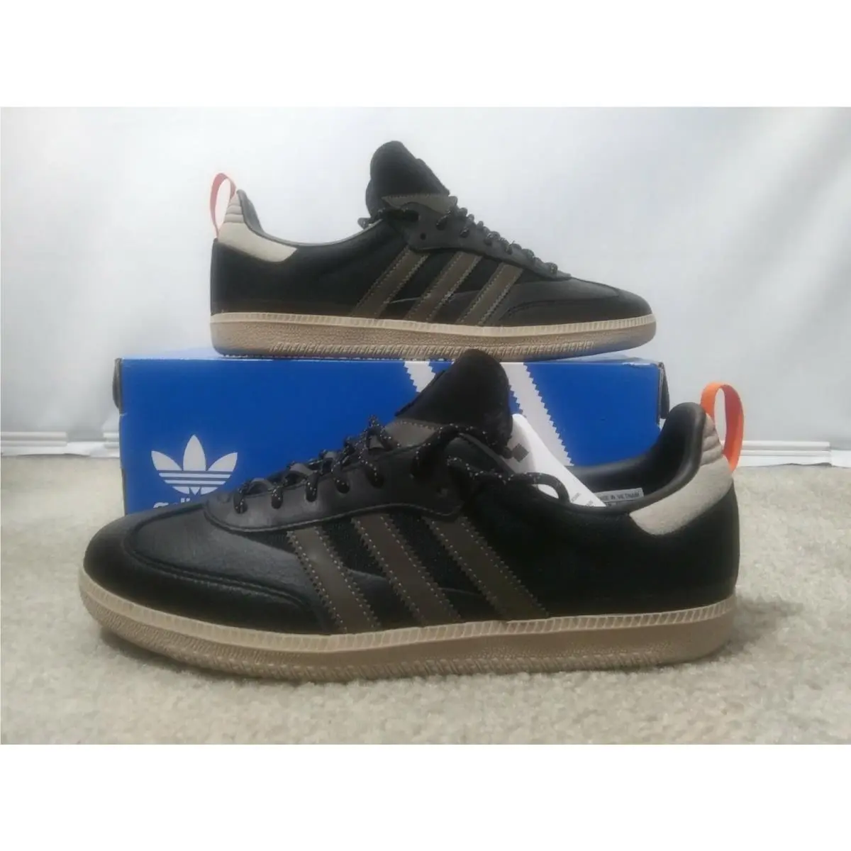 Adidas shoes - adidas Samba OG - Samba - Black 3