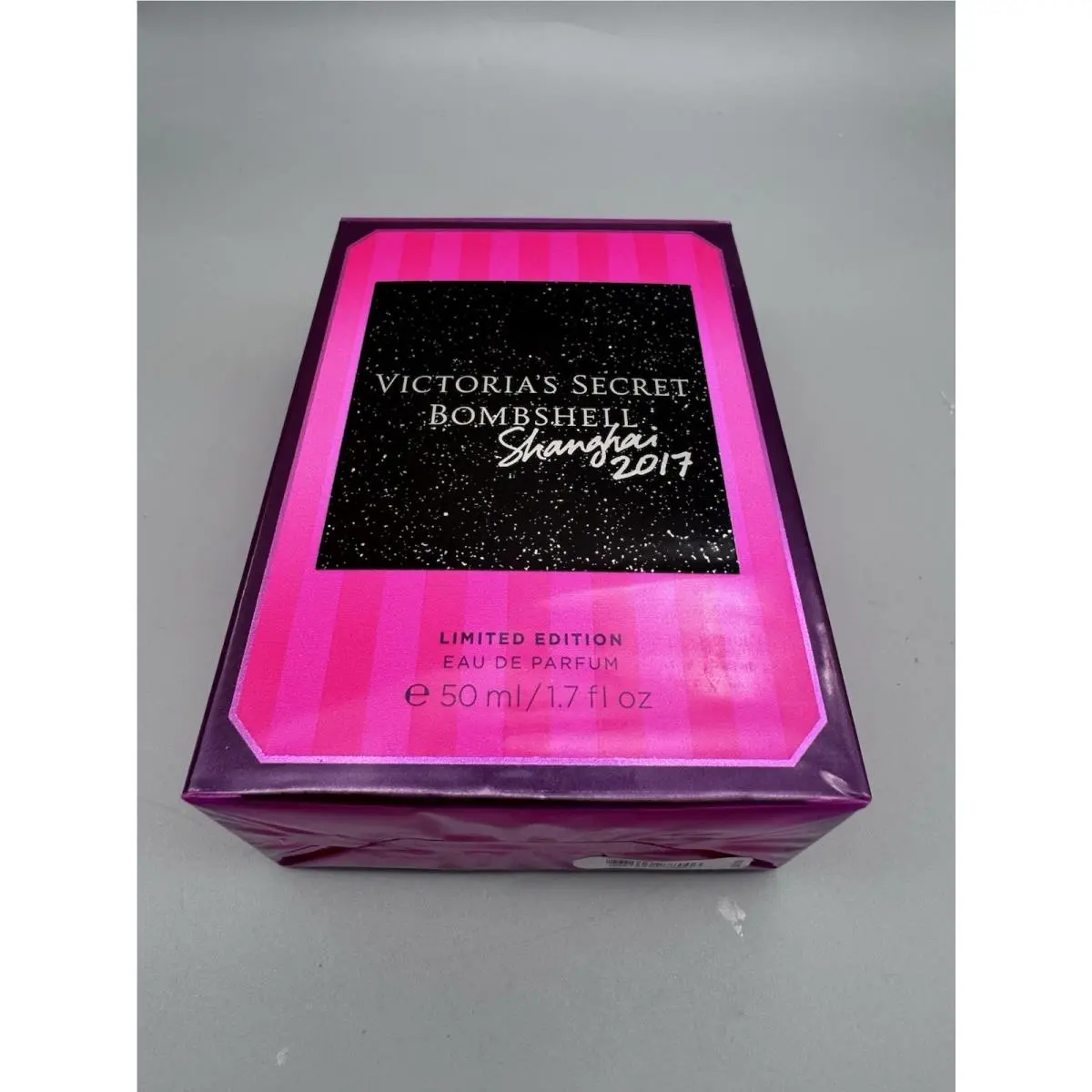 Victoria`s Secret Bombshell Shanghai 2017 Eau De Parfum 1.7 fl oz