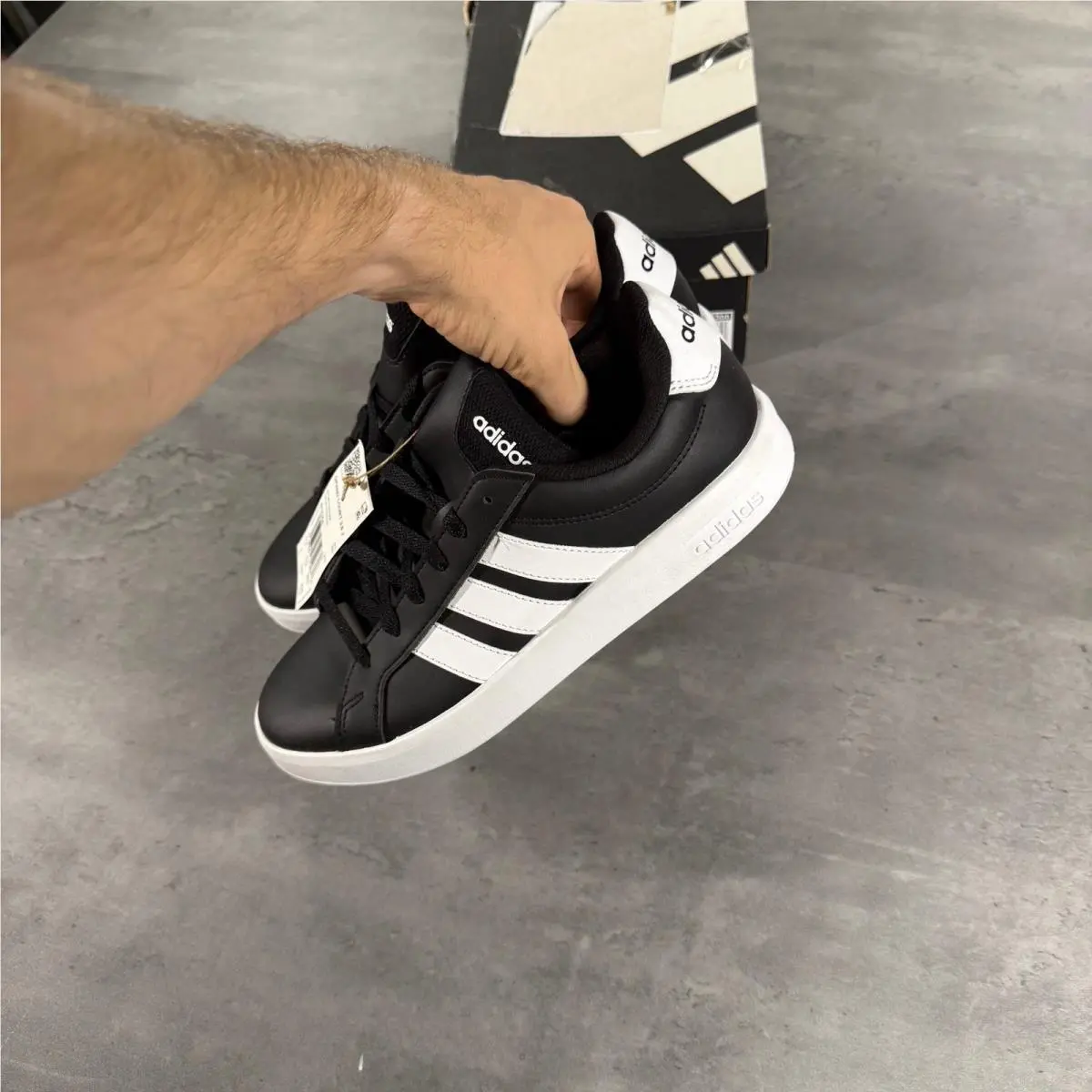 Adidas shoes - Grand Court 3.0 J - Grand Court - Black 1