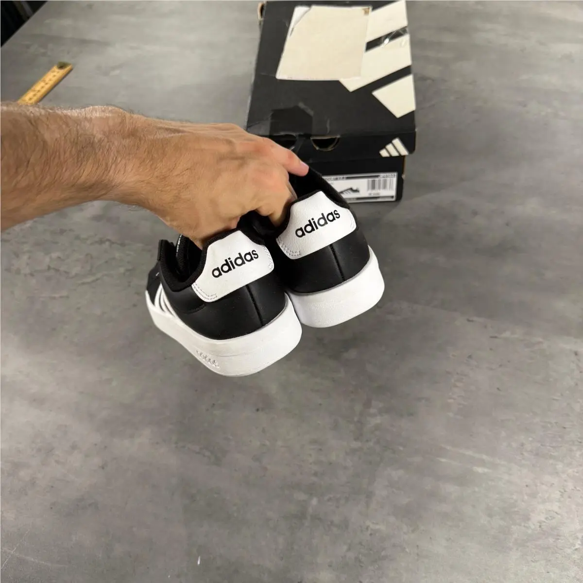 Adidas shoes - Grand Court 3.0 J - Grand Court - Black 2
