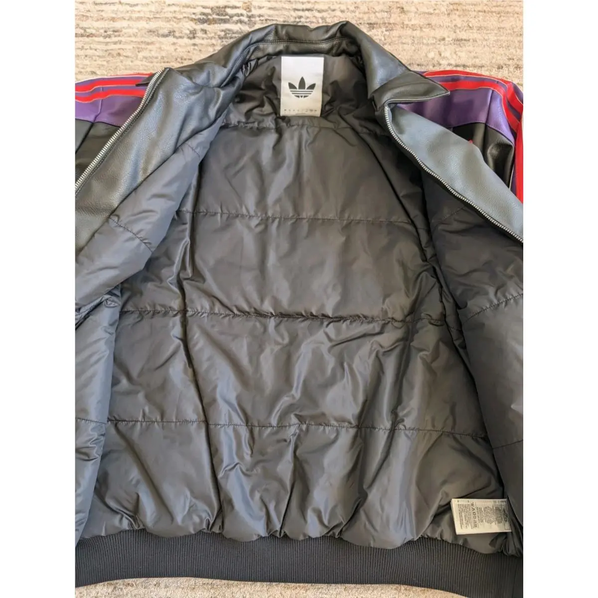 Adidas clothing - adidas Originals Pokemon 8 Ball - Black 11