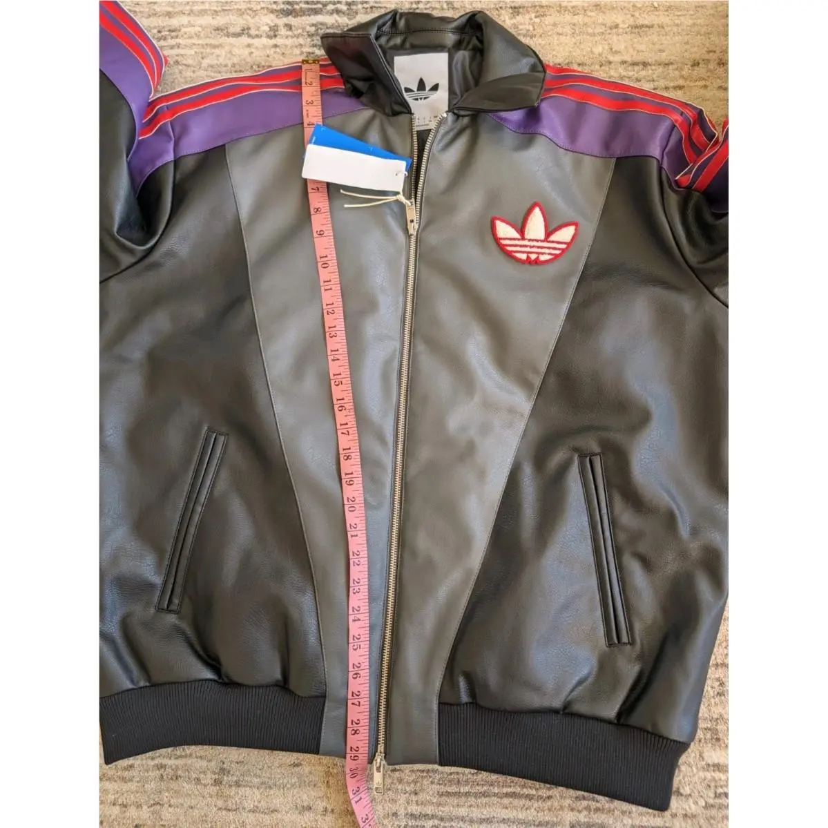 Adidas clothing - adidas Originals Pokemon 8 Ball - Black 12
