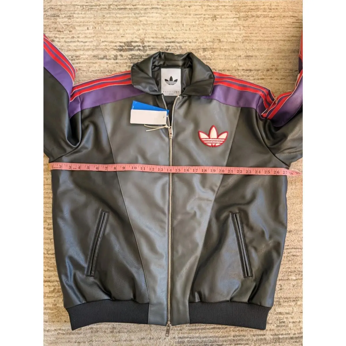 Adidas clothing - adidas Originals Pokemon 8 Ball - Black 13
