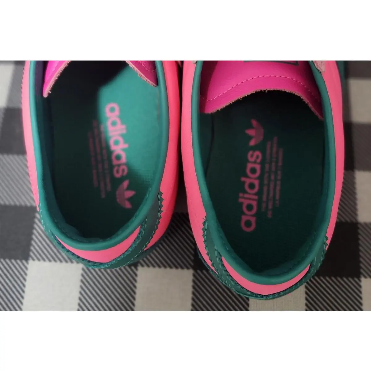 Adidas shoes - ADIDAS TOKYO - TOKYO - PINK WITH GREEN STRIPES 11