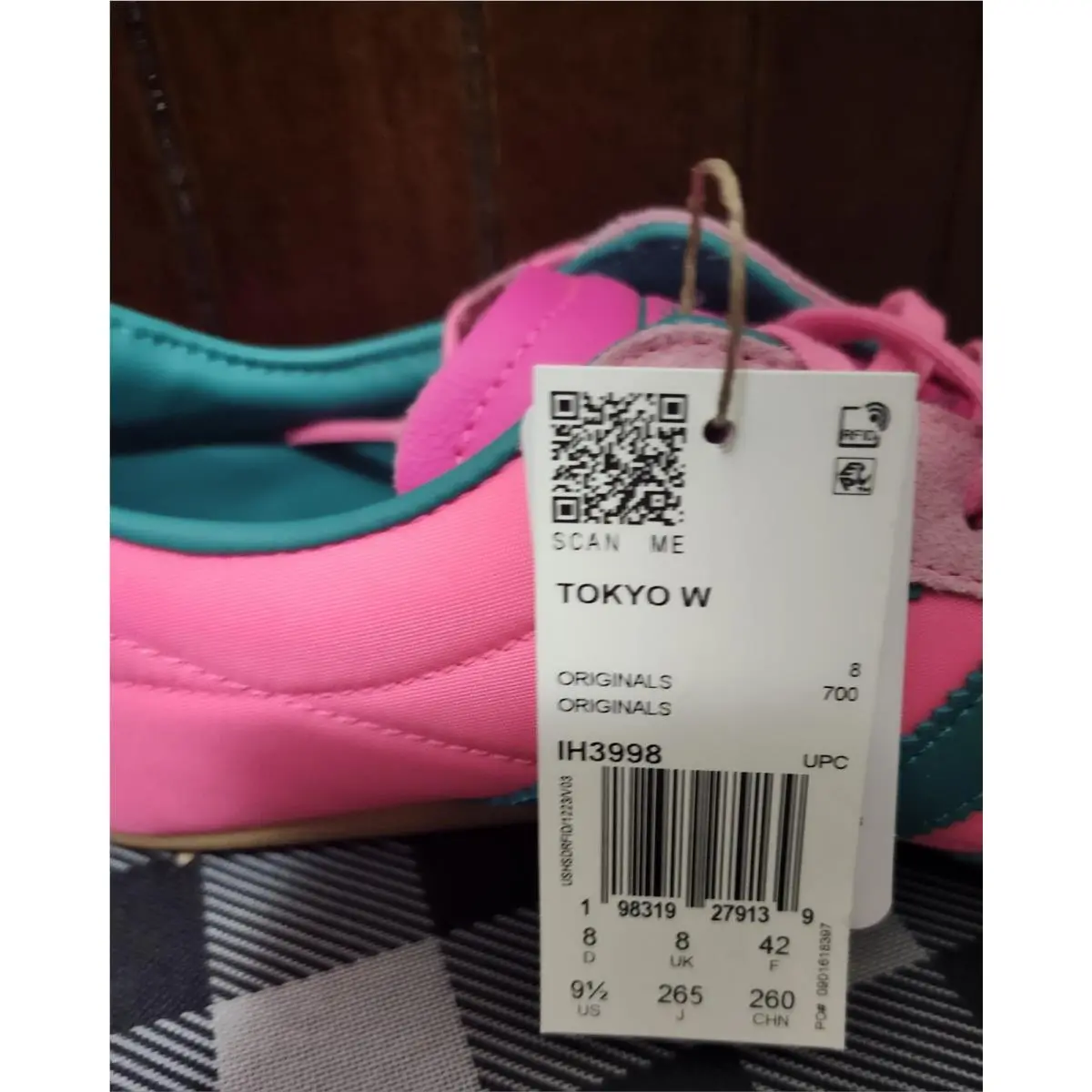 Adidas shoes - ADIDAS TOKYO - TOKYO - PINK WITH GREEN STRIPES 6
