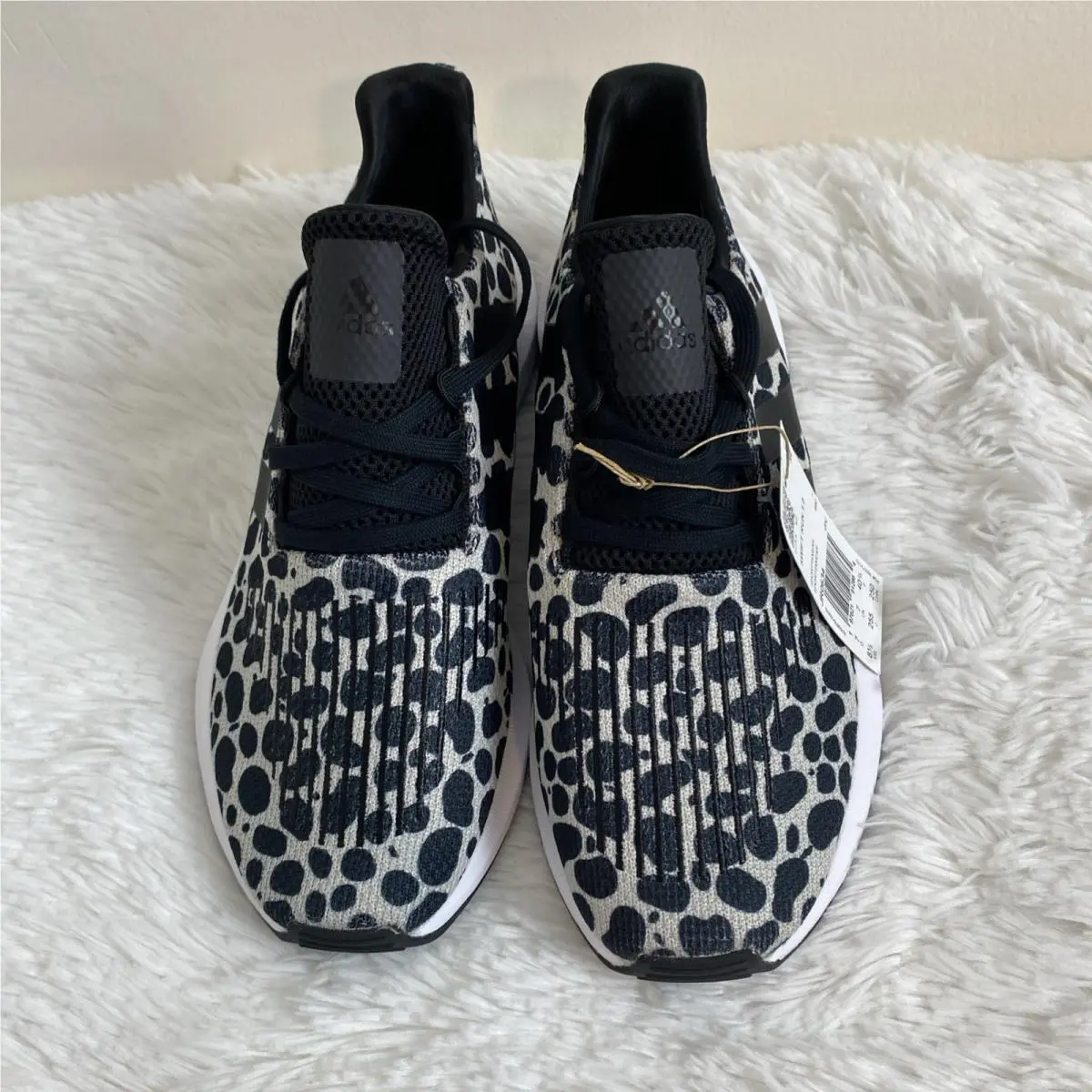Adidas shoes - adidas Swift Run - Swift Run - Black 3