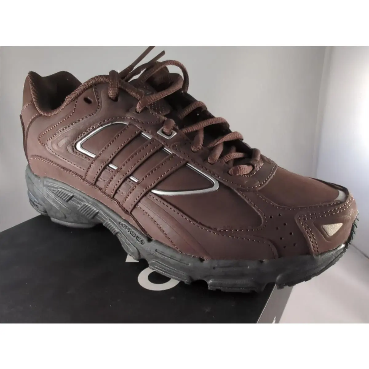 Adidas shoes - adidas Response CL - Response - FX7727 - Brown 2