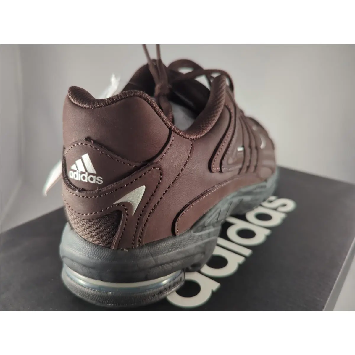 Adidas shoes - adidas Response CL - Response - FX7727 - Brown 3