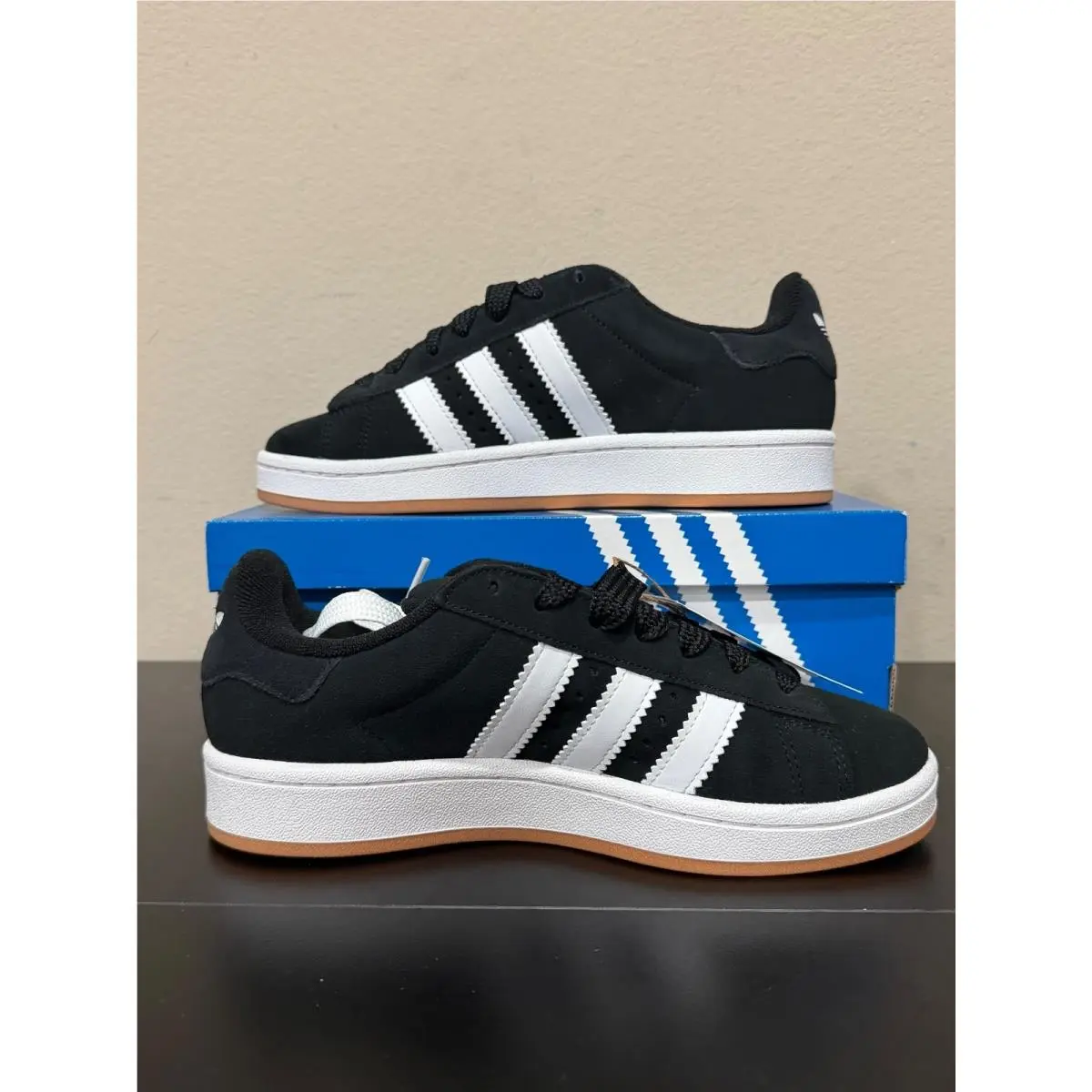 Adidas shoes - Black 0