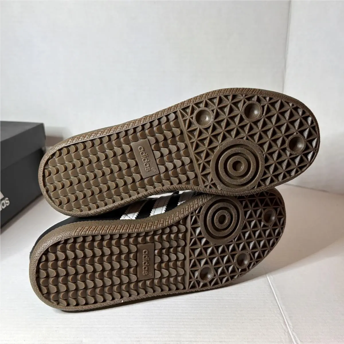 Adidas shoes - Black (UPC: 0098095136698) 8