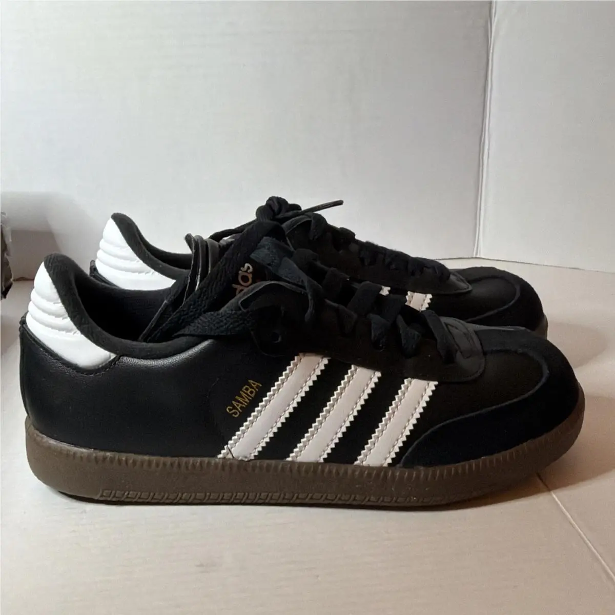 Adidas shoes - Black (UPC: 0098095136698) 5