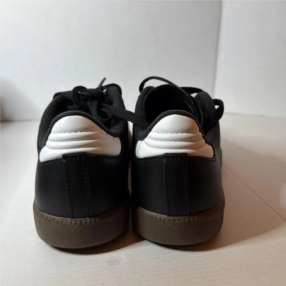 Adidas shoes - Black (UPC: 0098095136698) 6