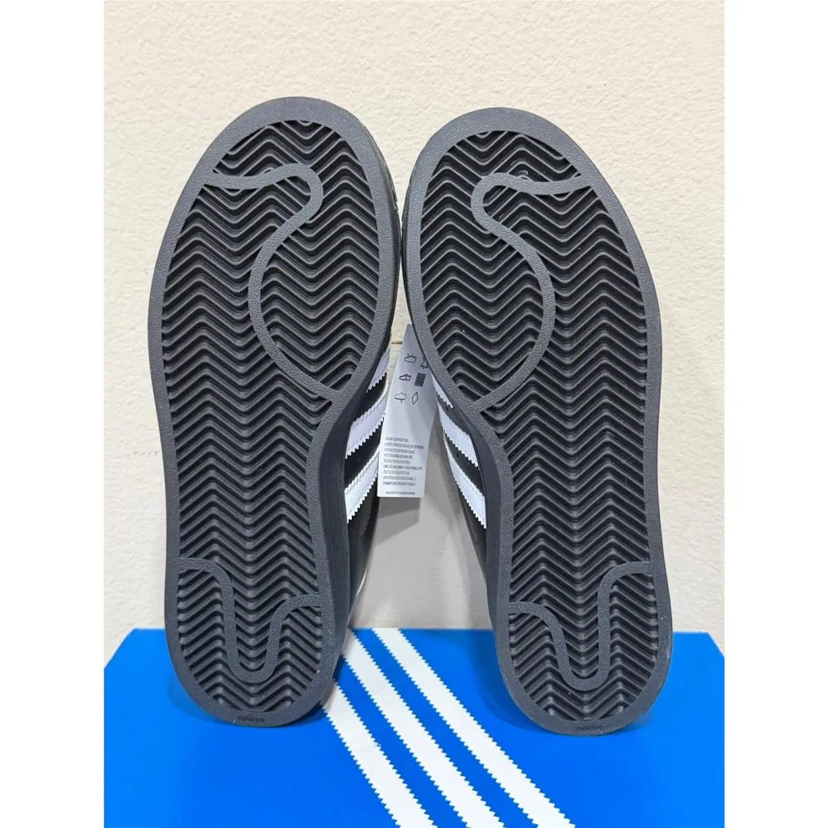 Adidas shoes - Black 2