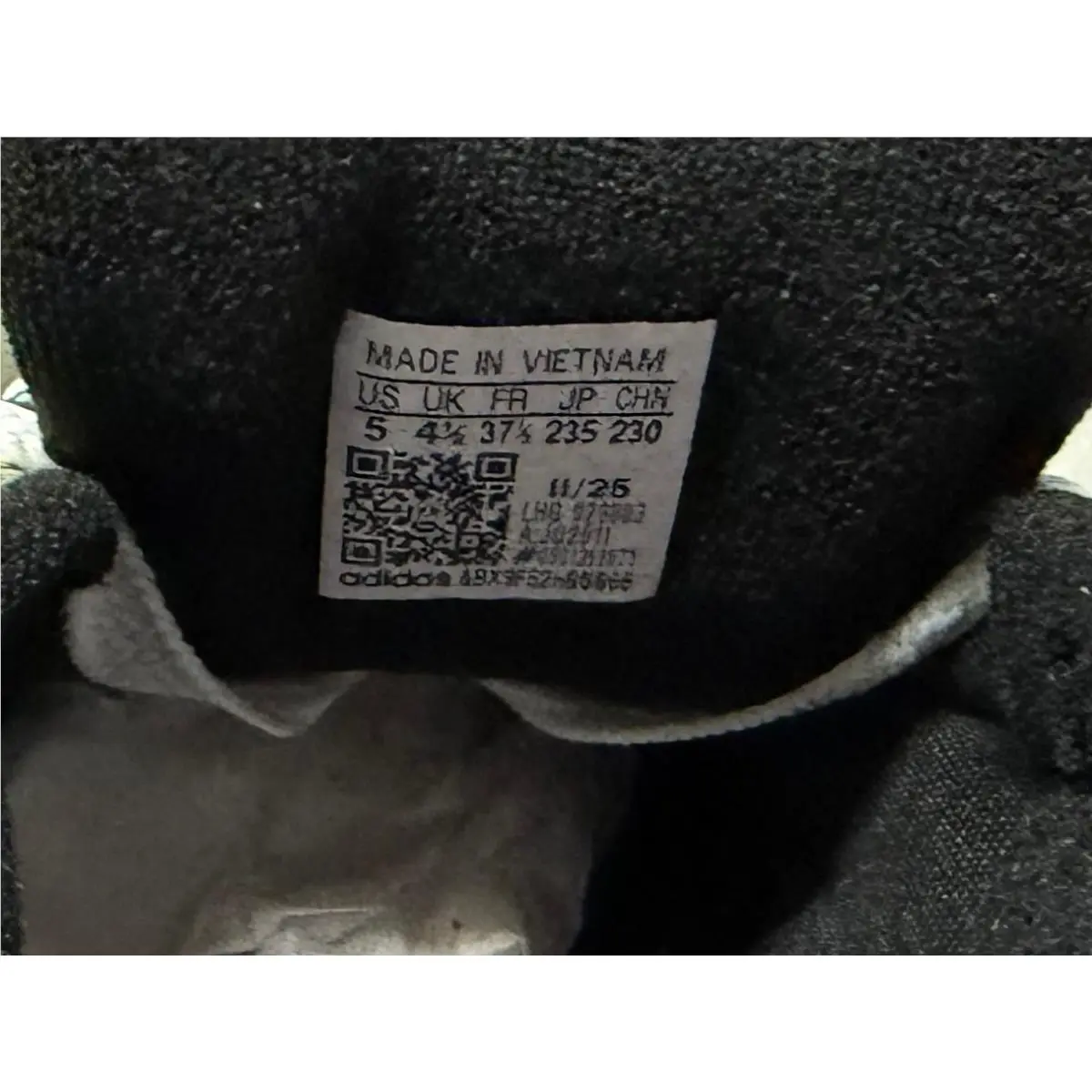 Adidas shoes - NA - Black 8