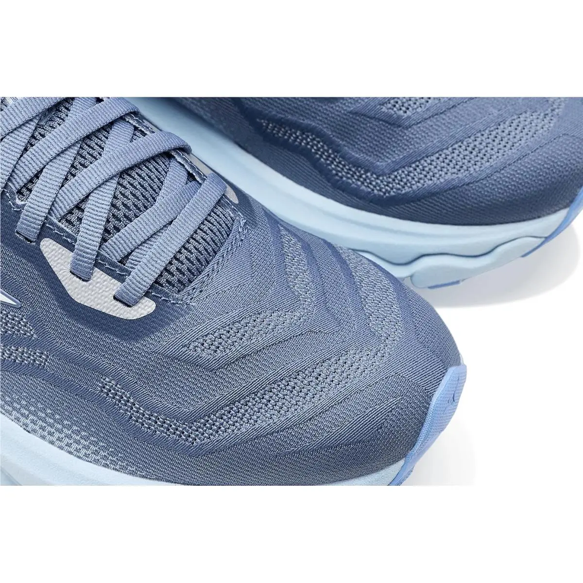 Mizuno shoes - Wild Wind/White 4
