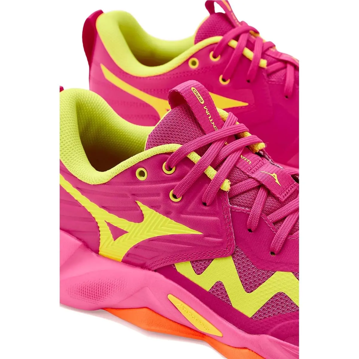 Mizuno shoes - Black/White 25