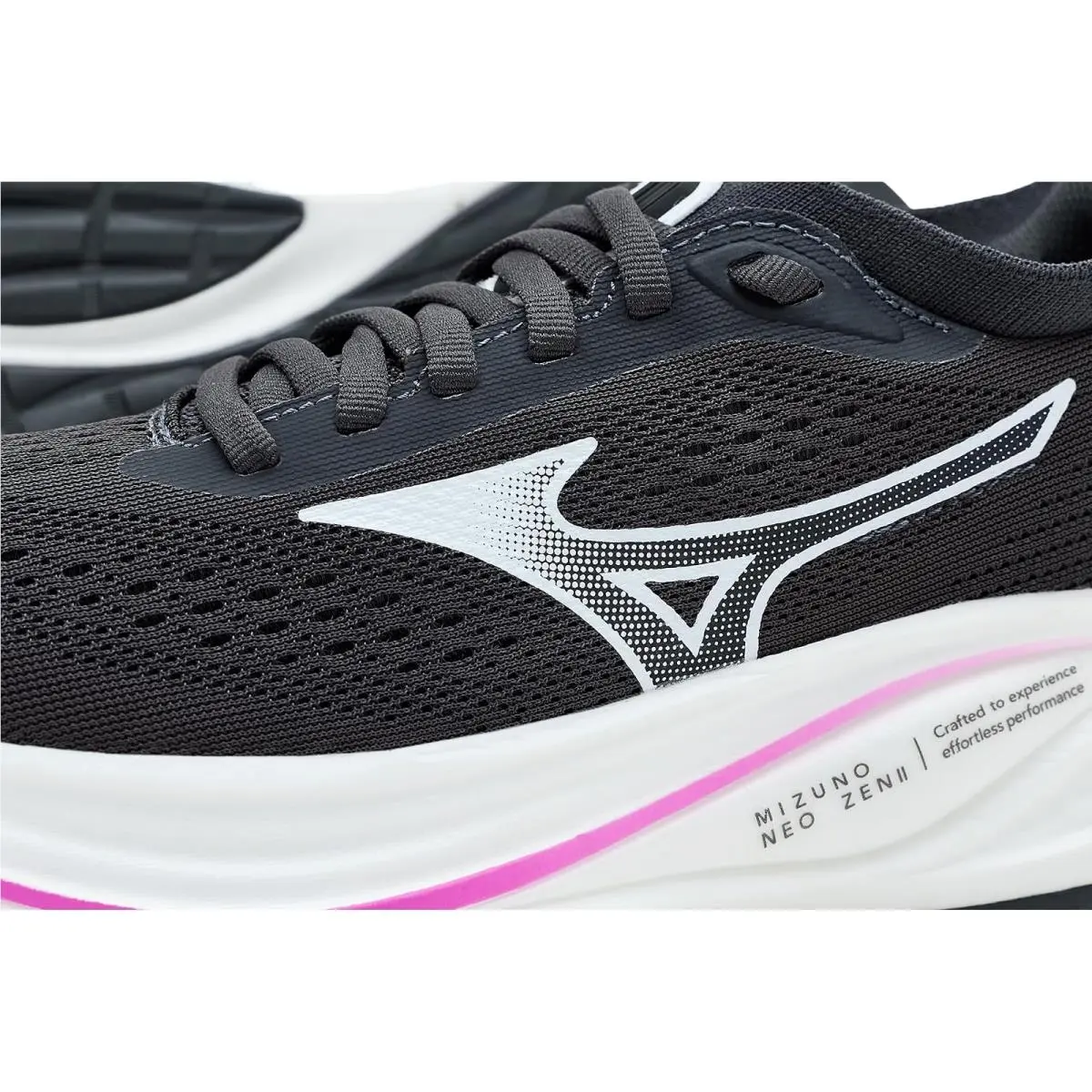 Mizuno shoes - Black Sand/White 4