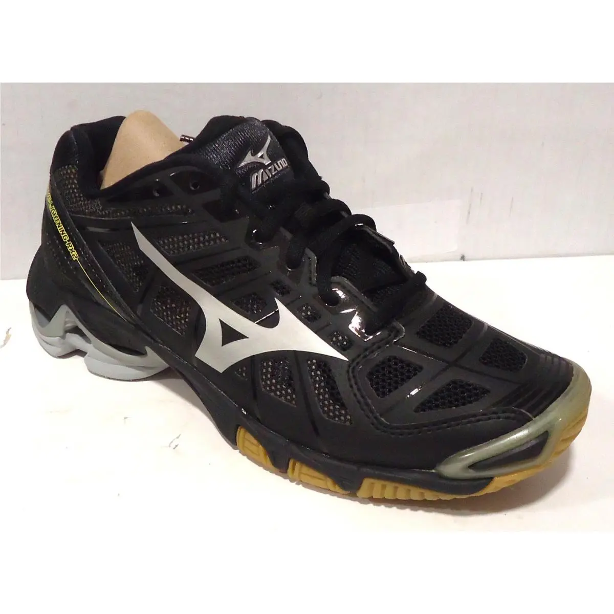 Mizuno shoes - Mizuno Wave Lightning Z4 - Wave Lightning - 9KV-38302 - Black with gray / silver accents 5