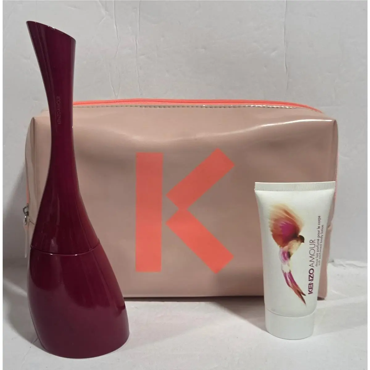 Kenzo Amour 3-Pc Set 3.4floz Edp Spray 1.7floz Body Lotion Beauty Pouch Pls Rd