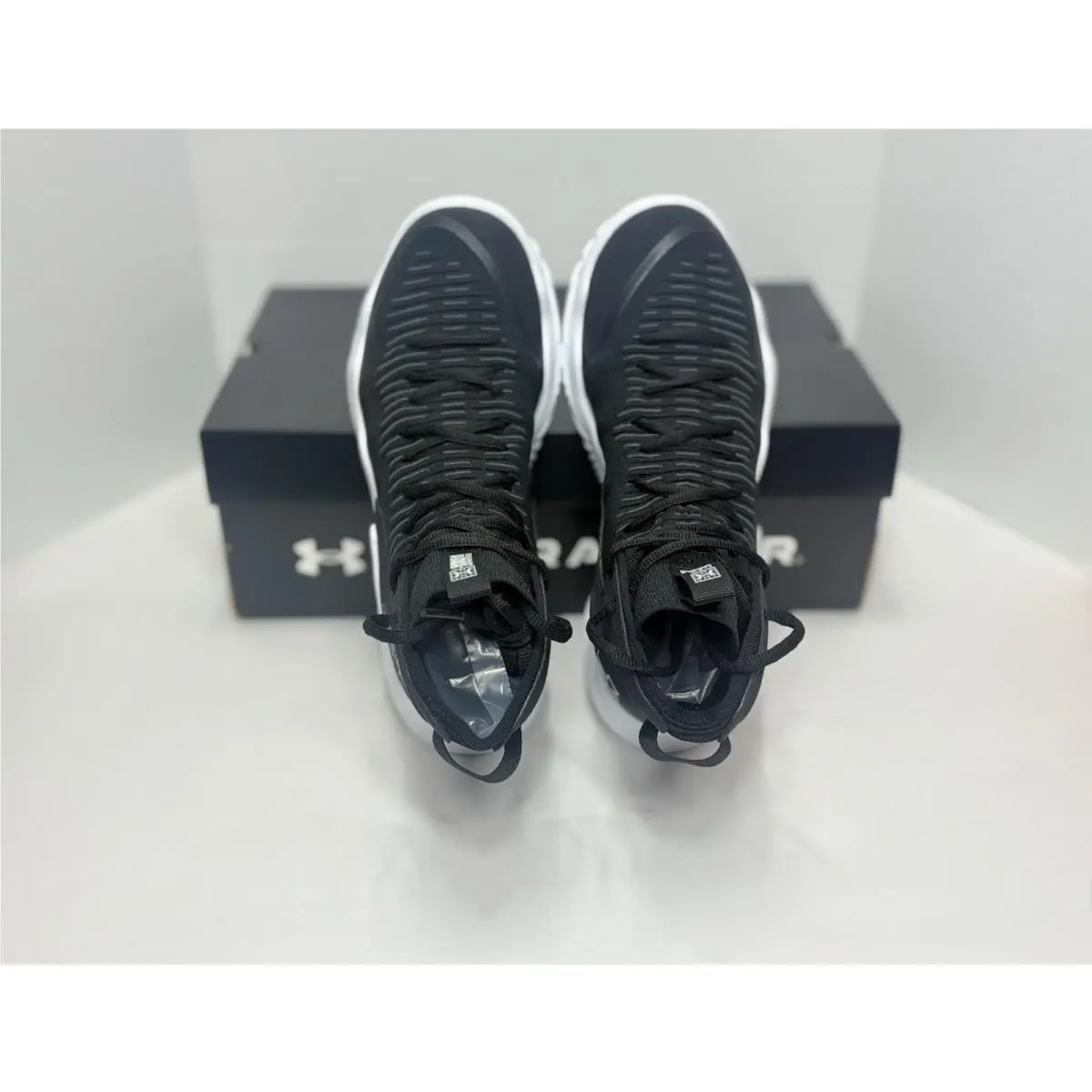 Under Armour shoes - Under Armour Flow - Flow - 3027083-001 - Black 5