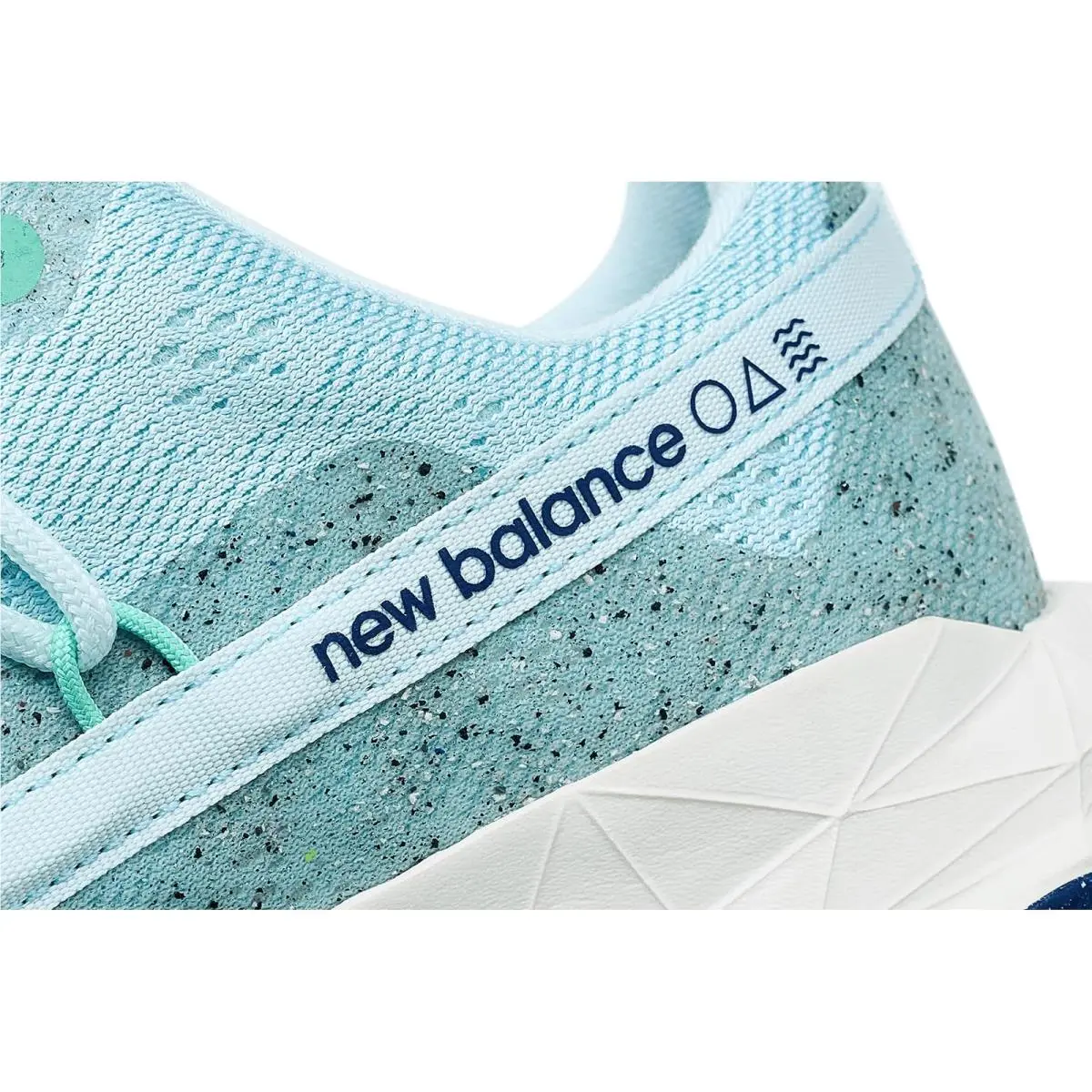New Balance shoes - Boysenberry/Afterglow 18