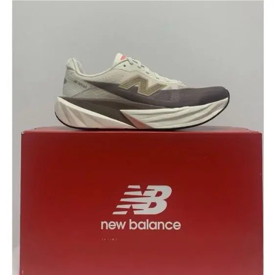 New Balance shoes - NEW BALANCE FUELCELL REBEL v5 - MFCXLY5 - Beige/Brown 3