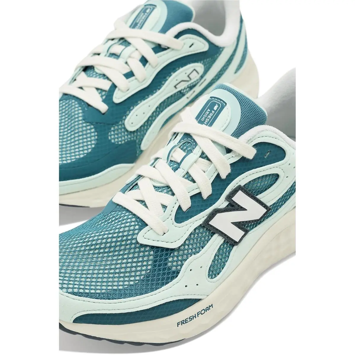New Balance shoes - Black/Dark Silver Metallic/Sea Salt 24