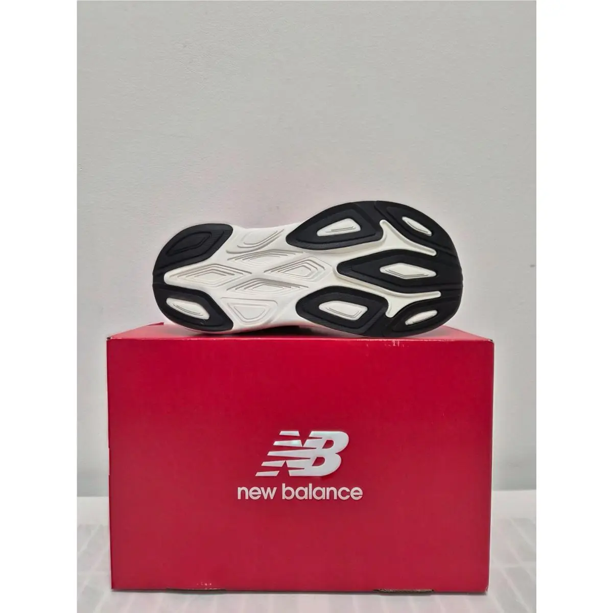 New Balance shoes - NEW BALANCE FRESH FOAM X MORE v6 - WMORLG6 - Pink 2
